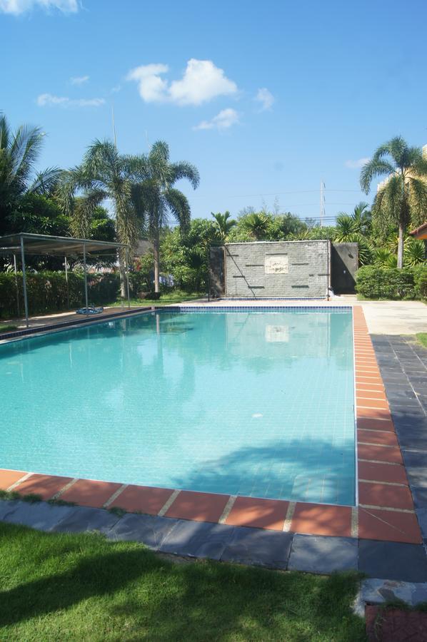 R.T. Hotel Khao Lak Exterior foto